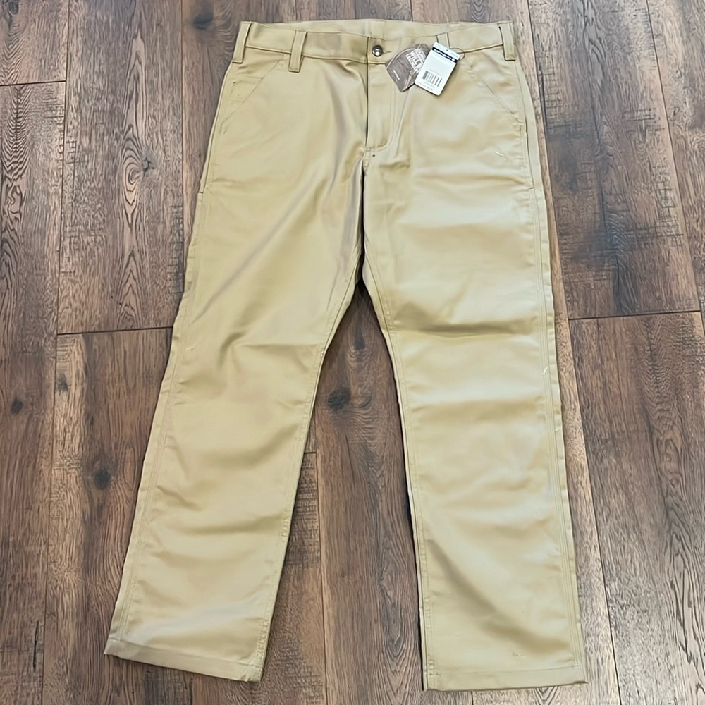 NWT Carhartt Relaxed Fit Khaki 34x30